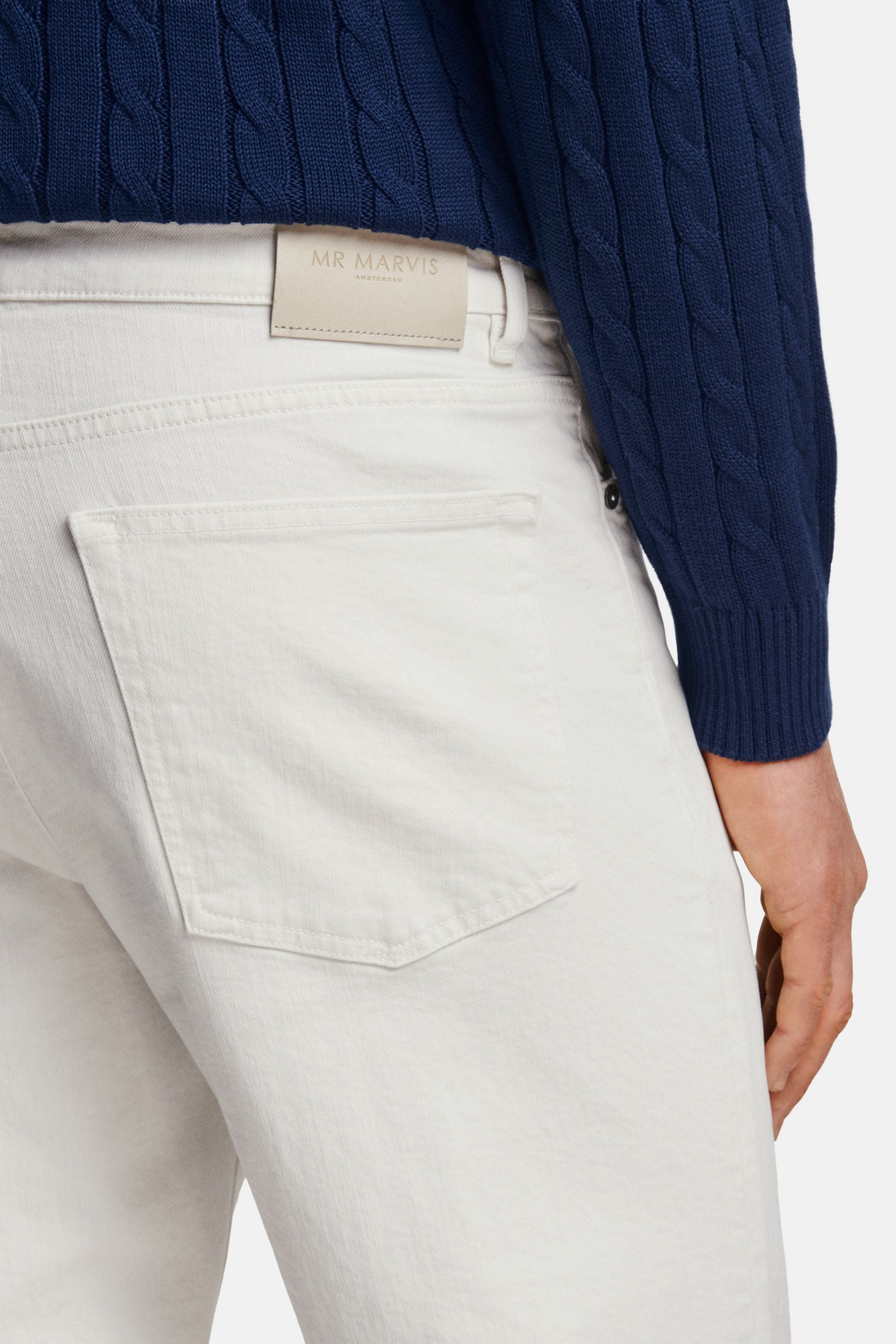 Coconuts * The Straight Fit Five-pockets