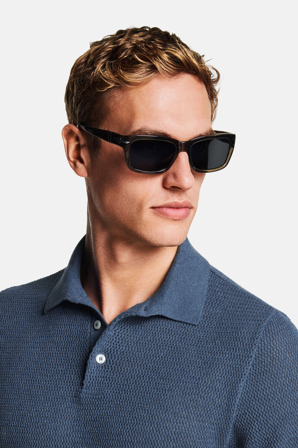 Mavericks * The Airy Knit Polo