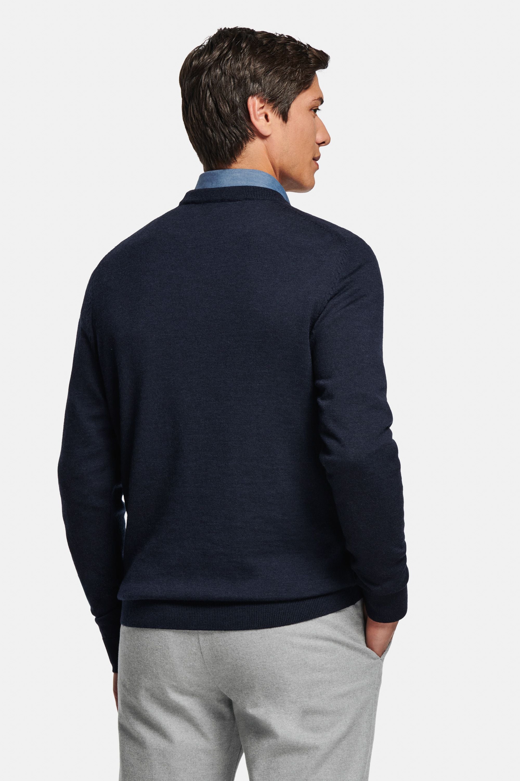 Deeps * The Merino V-neck