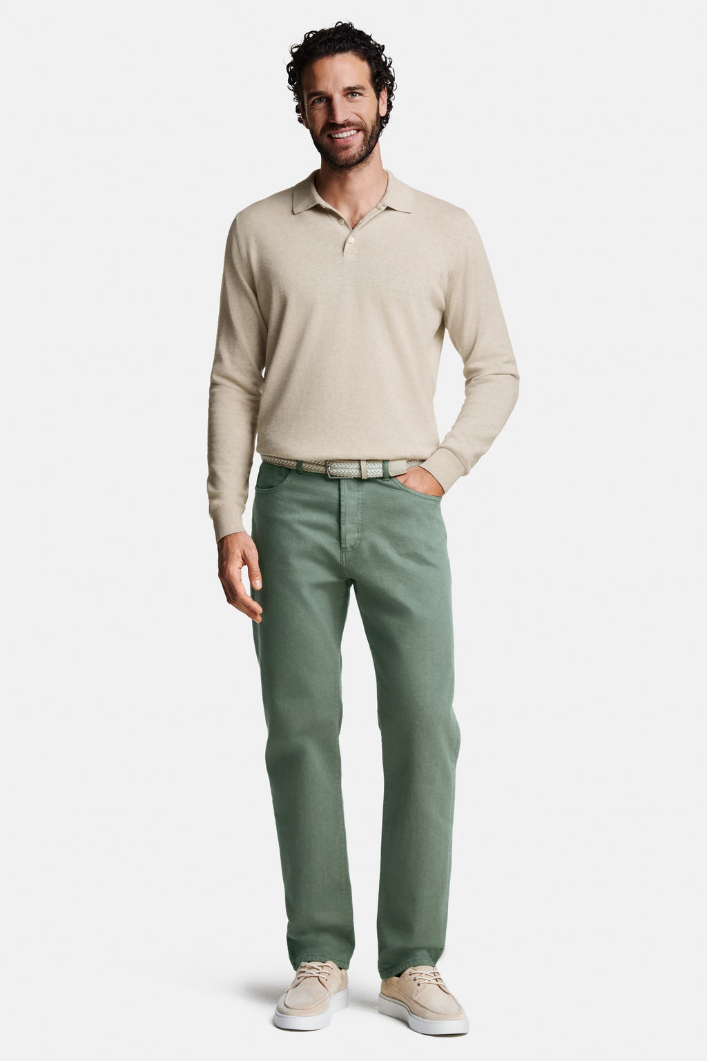 Defenders * The Straight Fit Five-pockets