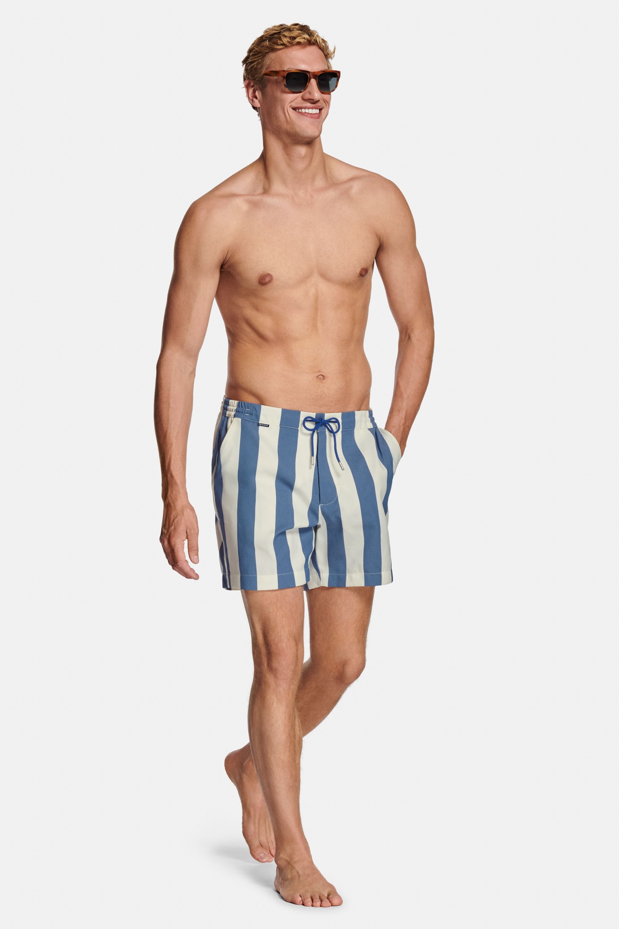 Wakes * The Big Stripes Swims
