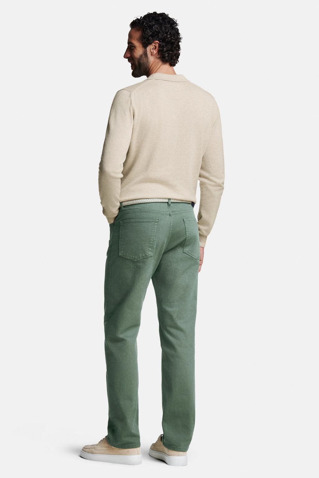 Defenders * The Straight Fit Five-pockets
