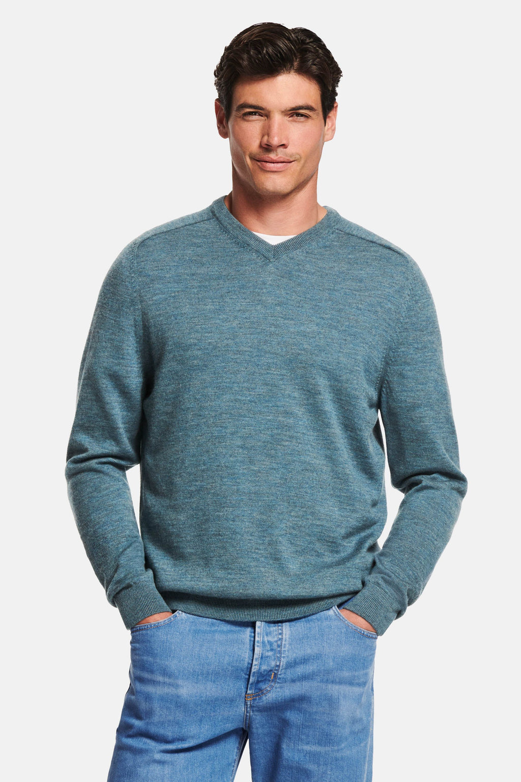 Astons * The Merino V-neck