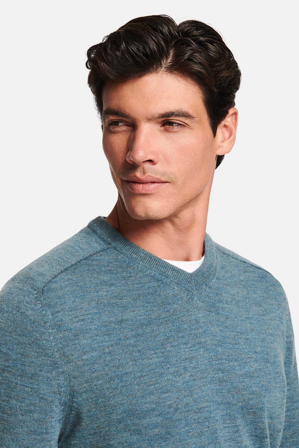 Astons * The Merino V-neck