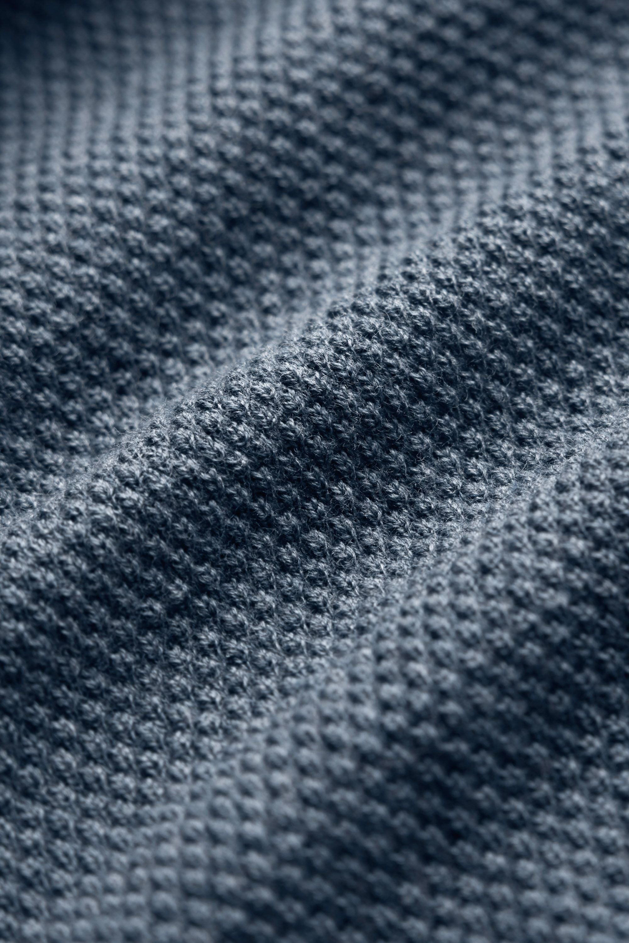 Mavericks * The Airy Knit Shirt
