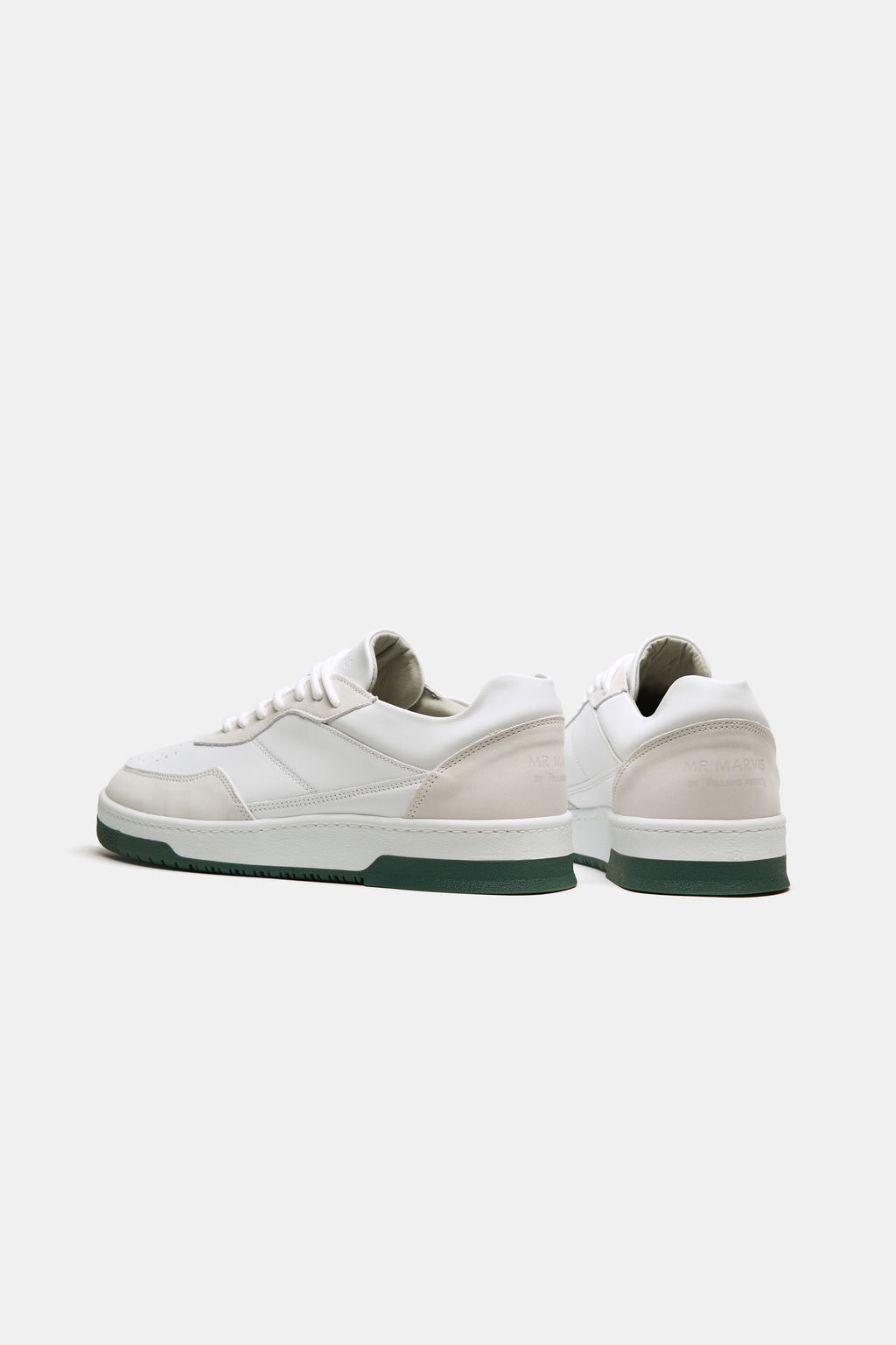 Lakes * The Classic Sneakers