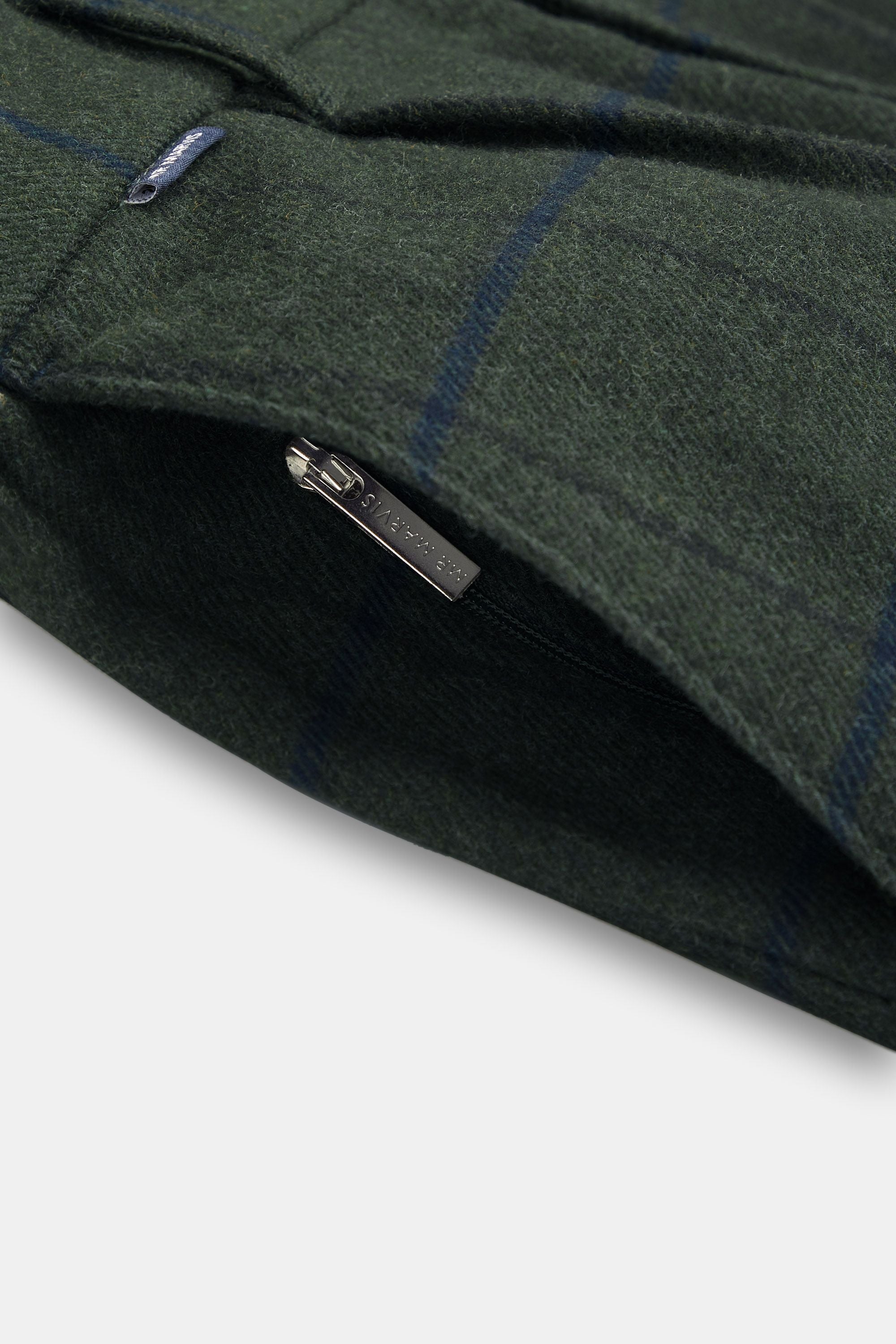 Holmes * The Flannels